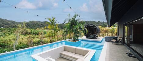 Premier Villa | Pool