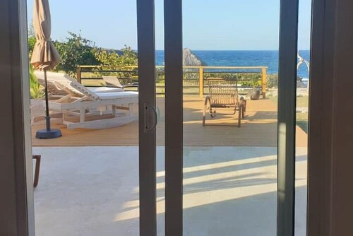 Luxury Villa - Private Beach