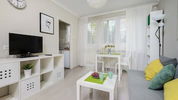 1 bedroom, iron/ironing board, free WiFi