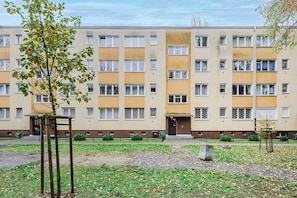 Front of property - ShortStayPoland Jana Sobieskiego B082 (Warsaw)