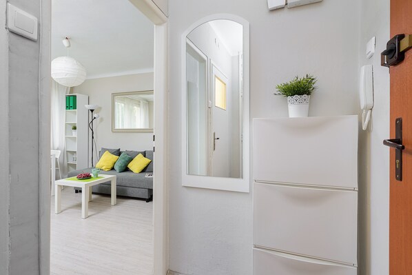 1 bedroom, iron/ironing board, free WiFi - ShortStayPoland Jana Sobieskiego B082 (Warsaw)