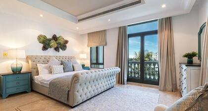 Charming 4-bedroom villa with WiFi, fitness room in delightful Dubai Downtown