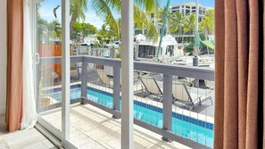 Apartment | Terrace/patio - Orange Dream on the Water (Fort Lauderdale)