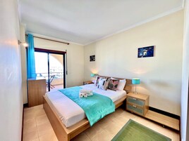 1 habitación y ropa de cama 