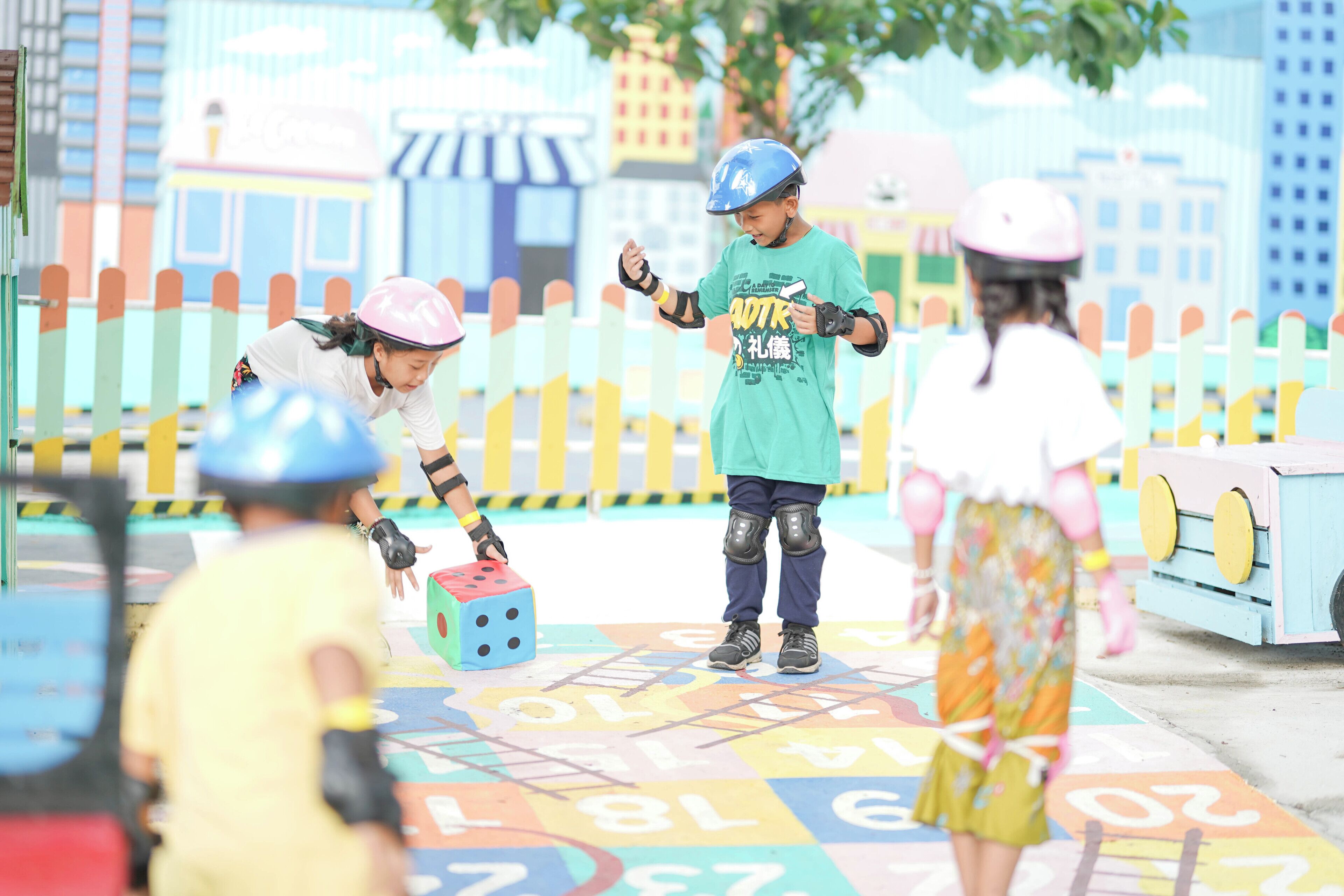 Children's play area - outdoor