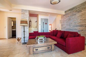 Casa | 4 habitaciones y internet 