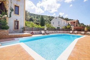 Casa | 4 habitaciones y internet 