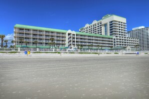 Exterior - Oceanfront Resort Condo ‑ Balcony & Beach Access (Daytona Beach)