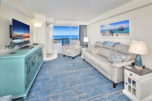 TV - Oceanfront Resort Condo ‑ Balcony & Beach Access (Daytona Beach)