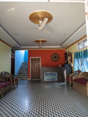 واجهة المنشأة