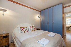 2 chambres, fer et planche à repasser, Wi-Fi gratuit
