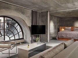 The Elephant Suite | 1 bedroom, premium bedding, minibar, laptop workspace