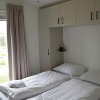 3 habitaciones y ropa de cama