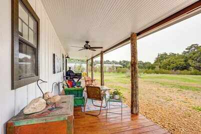 Large Yard + Pond: Fayetteville Rural Retreat
