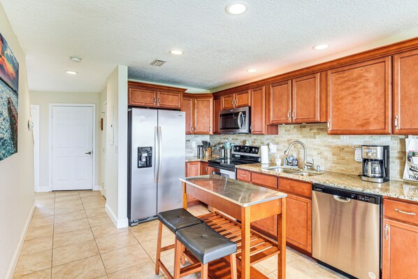 Interior - Walk to Ocean: Family Retreat in Ormond Beach! (Ormond Beach)