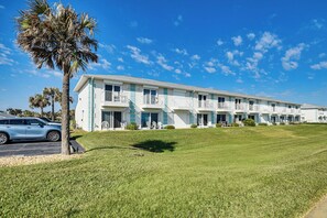 Interior - Walk to Ocean: Family Retreat in Ormond Beach! (Ormond Beach)