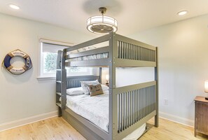 Interior - Walk to Ocean: Family Retreat in Ormond Beach! (Ormond Beach)