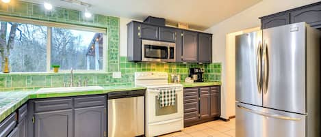 House (2 Bedrooms) | Interior