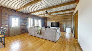 Rumah (2 Bedrooms) | Interior
