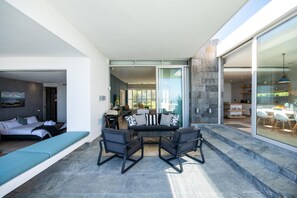 Apartment | 4 bedrooms, Internet