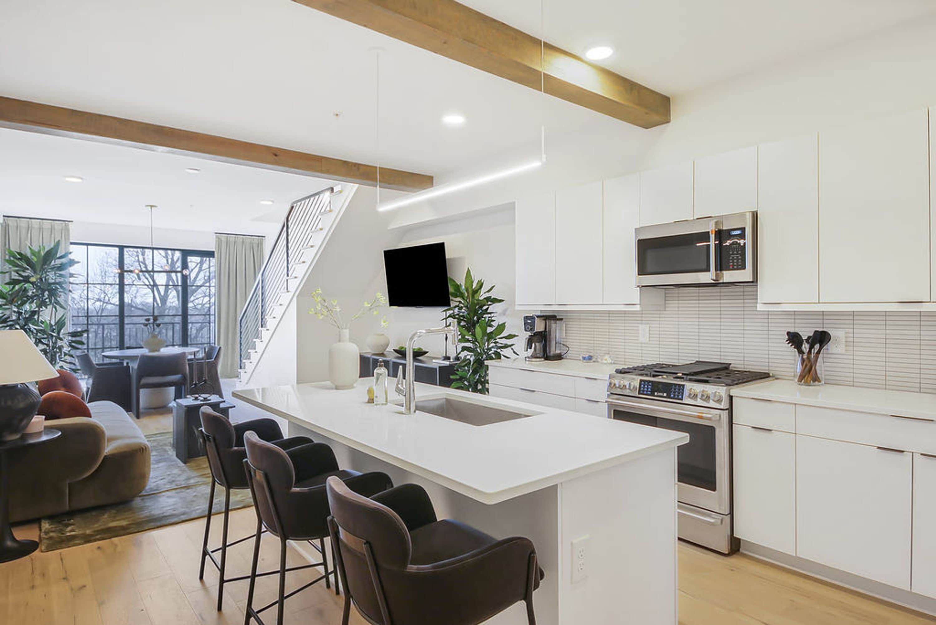 Apartment, Accessible | 3 bedrooms, Internet