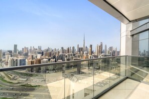 2 bedrooms, Internet - Amazing 2BR in Business Bay With Full Burj View (Dubai)