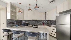 Apartment | 2 bedrooms, high-speed internet - Amazing 2BR in Business Bay With Full Burj View (Dubai)