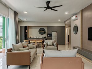 Comfort Condo, Balcony, Mountain View | Living area | Flat-screen TV - Mountain & Lake Views' Suite Cycas (Ipoh)