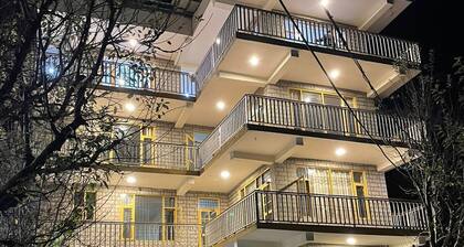 Universal Boutique By Venture Vibes