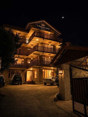 Front of property - The Nature Crest Manali (Manali)