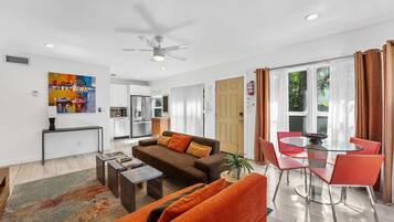 Apartment | 2 bedrooms, Internet