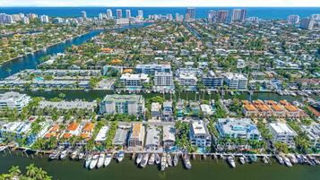 公寓 | 2 間臥室、網路服務