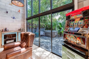 Apartment | 2 bedrooms, Internet - Singer House on the Water (Fort Lauderdale)