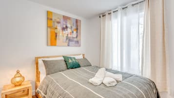 3 bedrooms, WiFi, bed sheets