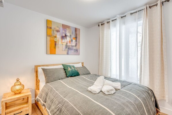 3 bedrooms, WiFi, bed sheets