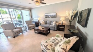 TV - Find Your Happy Place in this Tropical Poolside Condo! (Bonita Springs)