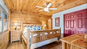 Signature Cabin, Multiple Beds, Kitchen, Mountain View