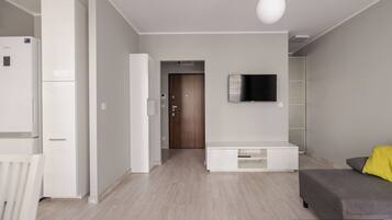 1 bedroom, iron/ironing board, free WiFi