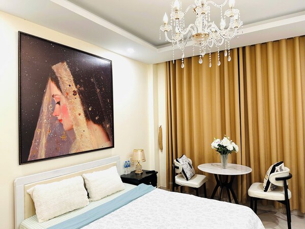Superior Double Room, 1 King Bed, Garden View | Terrace/patio