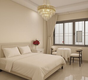 Superior Room, City View | Egyptian cotton sheets, premium bedding, individually decorated, desk