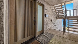 Interior - Sunglow Horizon - Solana Beach Family Condo, Oceanfront Views & Resort Pools (Solana Beach)