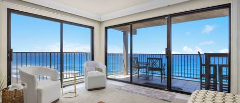 TV connectée, livres, chaßne hi-fi