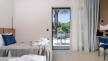 Superior Double or Twin Room, Pool Access, Poolside | Premium bedding, Select Comfort beds, in-room safe, desk