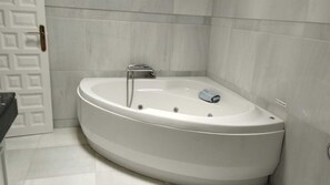 House, 2 Bedrooms, Smoking, Terrace | Bathroom