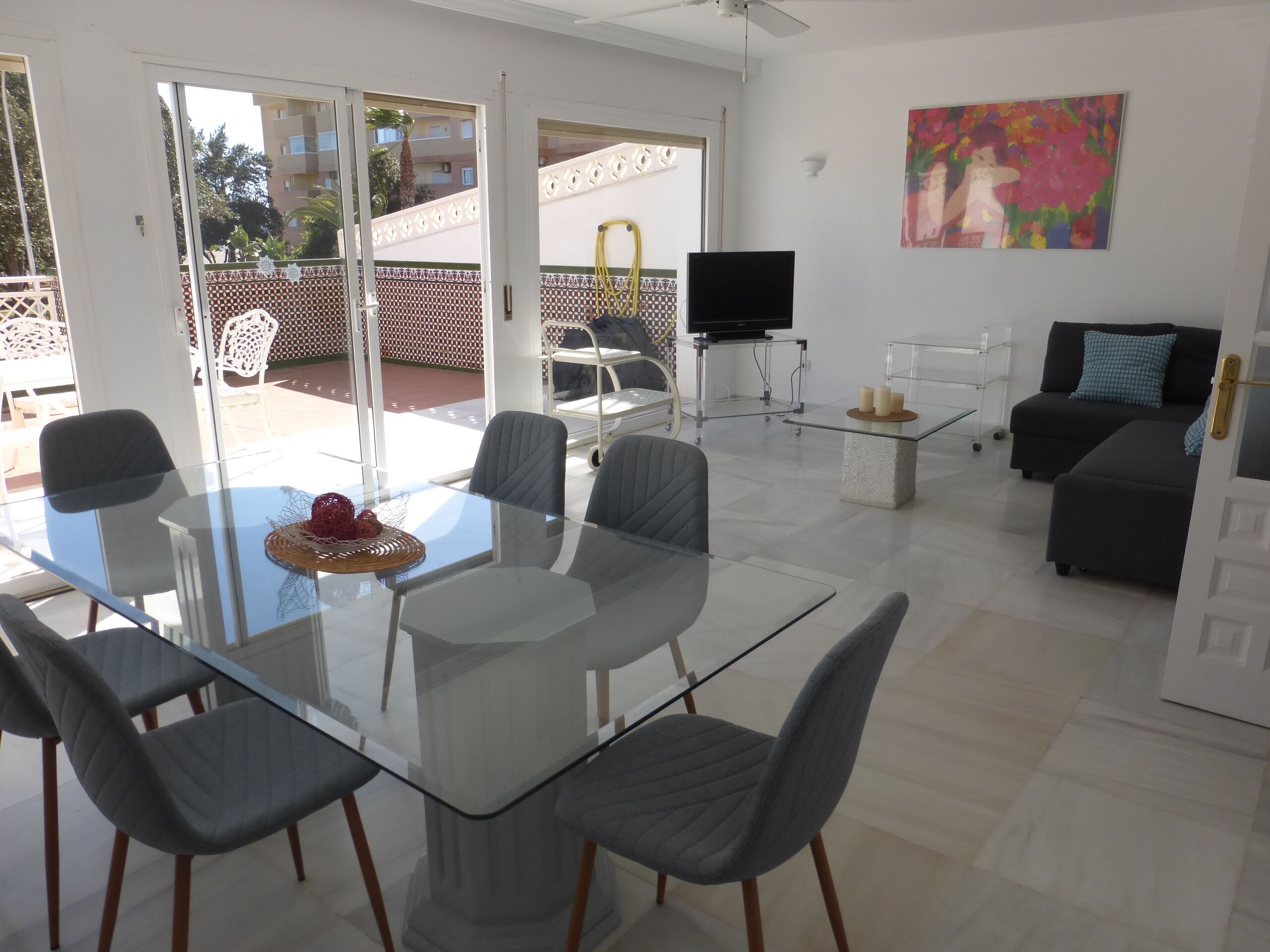 House, 2 Bedrooms, Smoking, Terrace | Living room