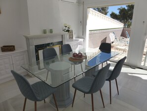 House, 2 Bedrooms, Smoking, Terrace | Dining room