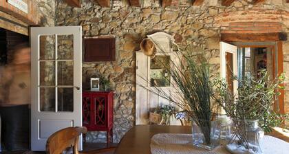 Can Freginals, house in the forest, peace and silence