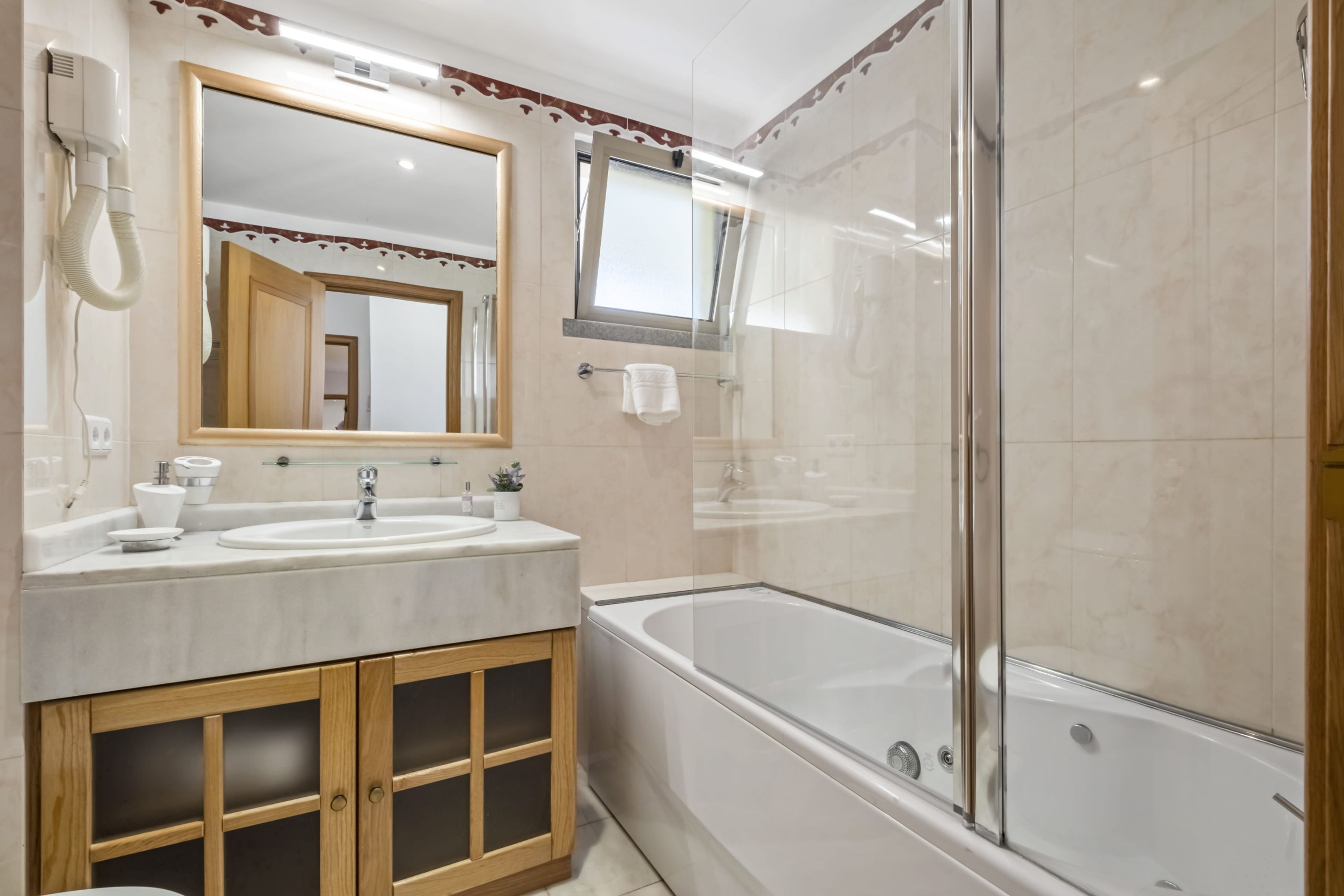 House | Bathroom