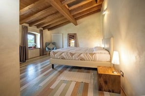 Quarto luxo, vista para o jardim | Roupas de cama de algodão egípcio, roupas de cama premium