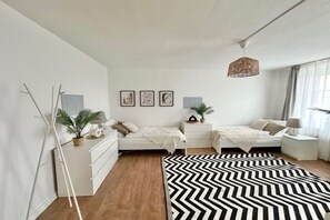 2 Schlafzimmer, Schreibtisch, kostenloses WLAN, Bettwäsche